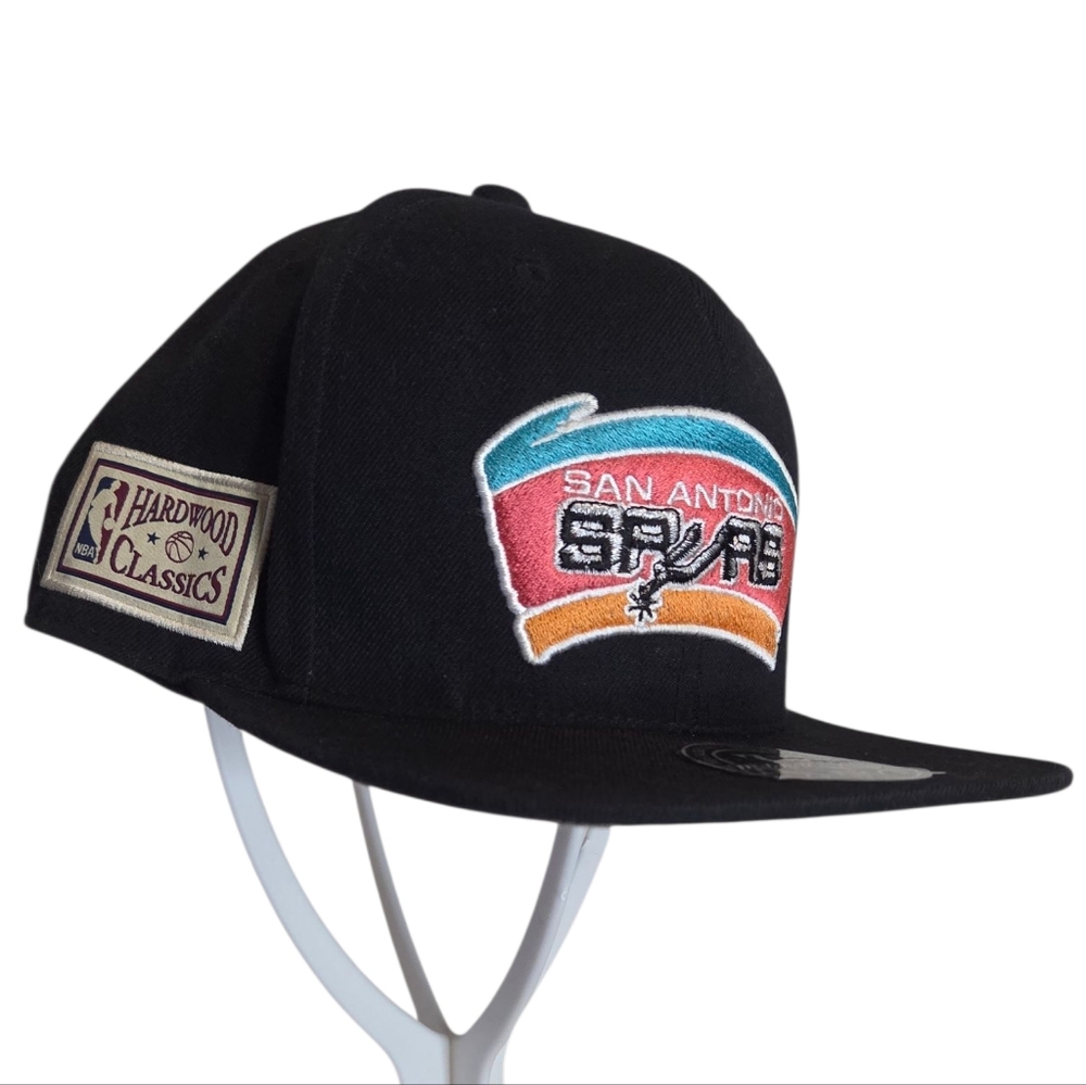 Vintage Mitchell Ness Snapback Spurs Hat NWT